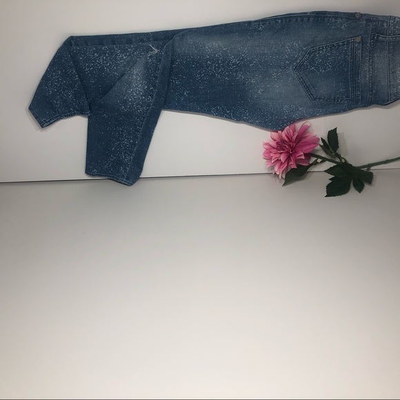 Rock & Republic distress jeans size 10. (B1) - Picture 3 of 13